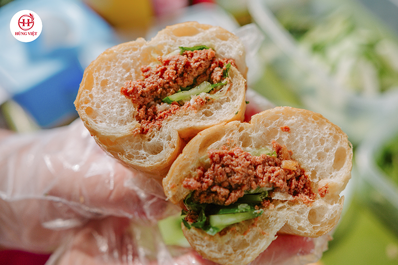 Pate với khả năng ứng dụng linh hoạt giúp các quán bánh mì dễ dàng xây dựng menu phong phú và thu hút.